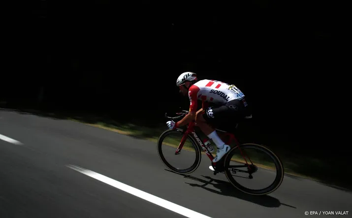 de gendt wint etappe na lange ontsnapping