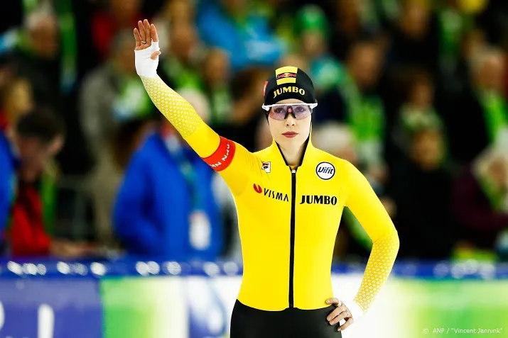 de jong wint op nk allround in thialf ook 3000 meter
