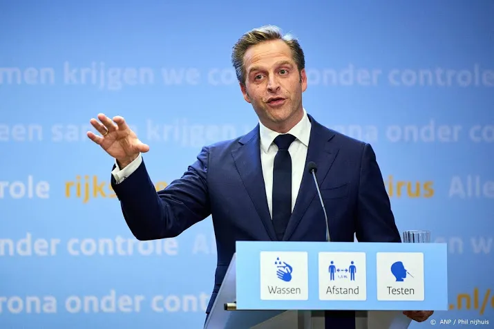 de jonge blijf zoveel mogelijk thuis na risicovol contact