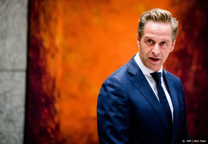 de jonge coronavaccin mogelijk begin 2021 beschikbaar