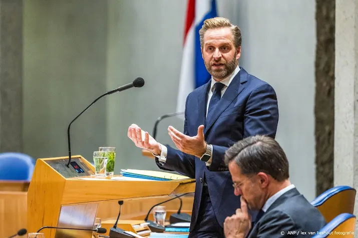de jonge geen italiaanse toestanden met coronapas