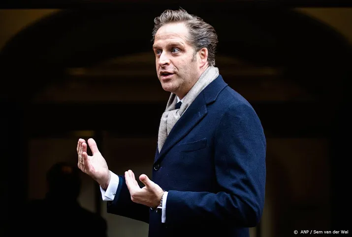 de jonge komt burgemeesters bijpraten over vaccinatiebeleid