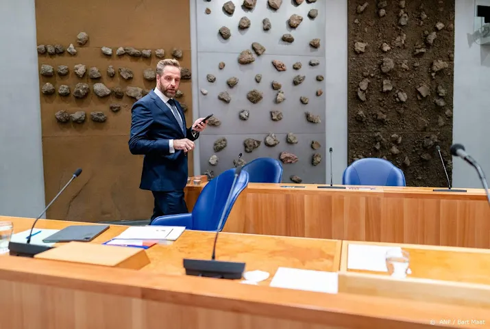 de jonge tegen kritische kamer ggd schaalt al sneller op