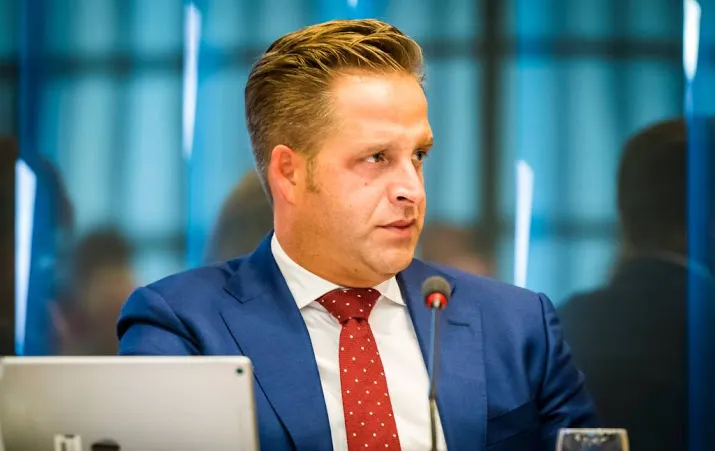 de jonge wil pact voor ouderenzorg