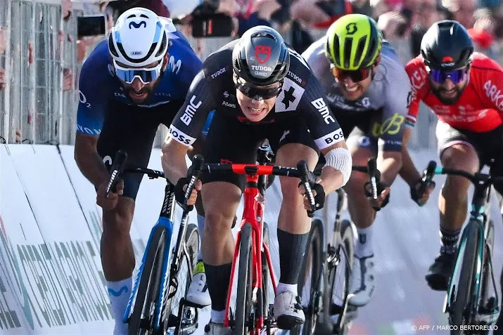 de kleijn grijpt net naast ritwinst in sprint ronde van guangxi