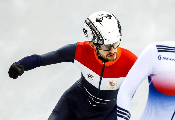 de laat volgt knegt naar kwartfinale