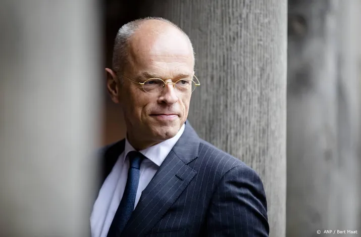 debat in eerste kamer kan toch doorgaan nu wel genoeg leden