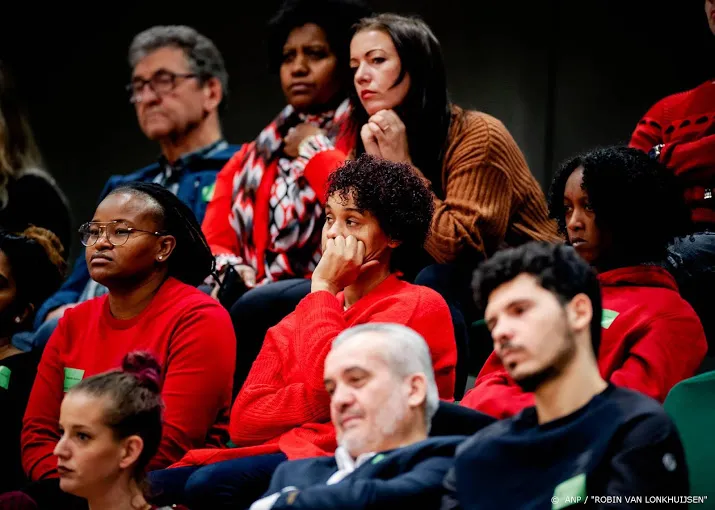 debat vol emoties over toeslagenaffaire