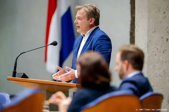 deel kamer pakt kamerlid omtzigt hard aan