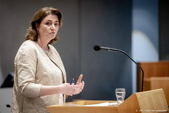deel tweede kamer wil tijdelijke stop op arbeidsmigranten