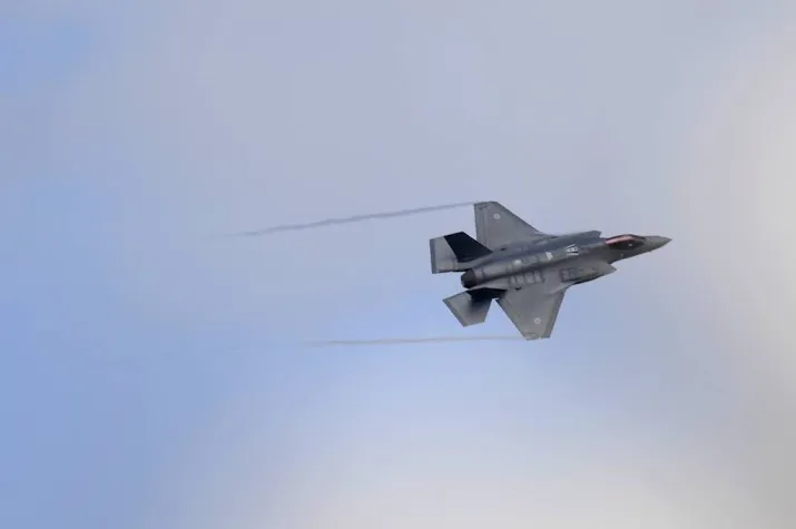 defensie krijgt eerste jsfs
