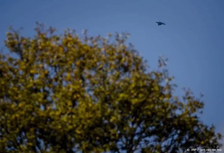 defensie lanceert deze maand opnieuw een microsatelliet