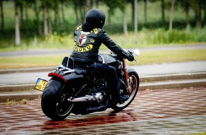 defensie wil af van leden motorbendes