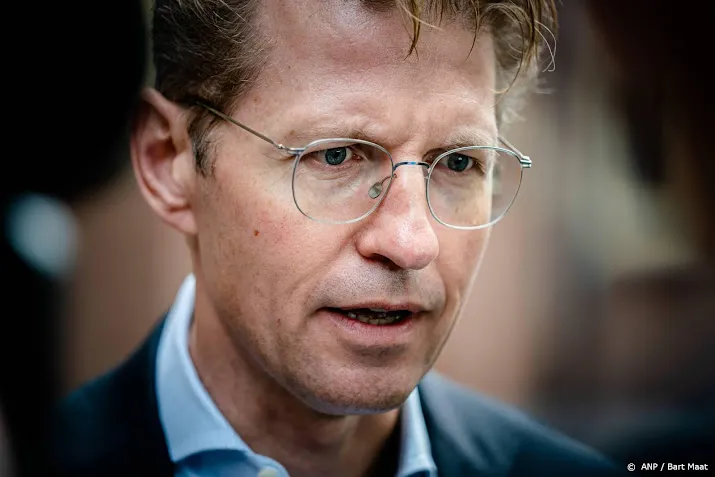 dekker goed dat rechtspraak in spiegel kijkt na toeslagenaffaire