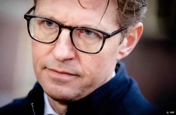 dekker reactie bestuur jehovas getuigen uitermate kwalijk