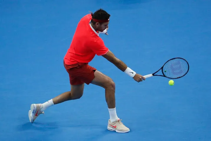 del potro loopt ernstige knieblessure op