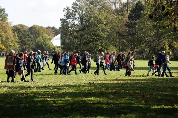 demonstratieterrein malieveld op de schop