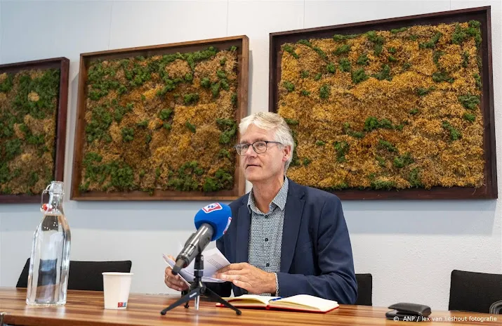den haag heeft nieuwe coalitie met zes partijen