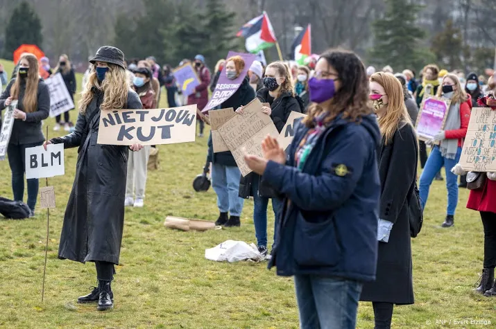 den haag stelt 200 betogers als limiet bij demonstraties