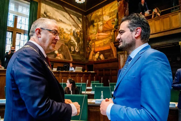 denk botst met aboutaleb over pegidabetoging