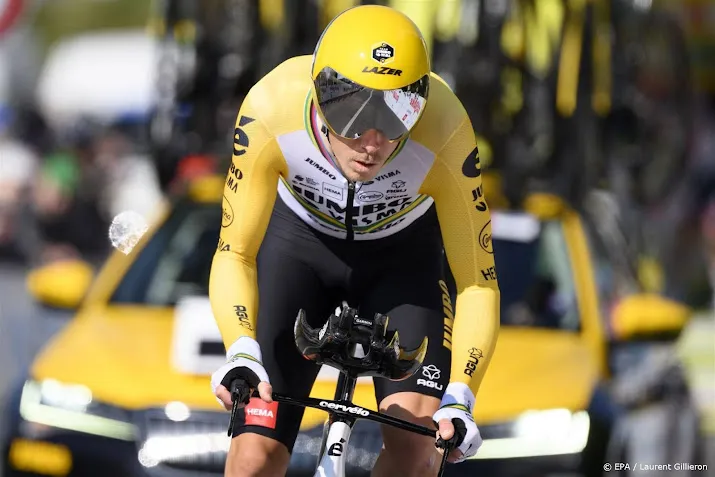 dennis boekt in tour down under eerste zege voor jumbo visma