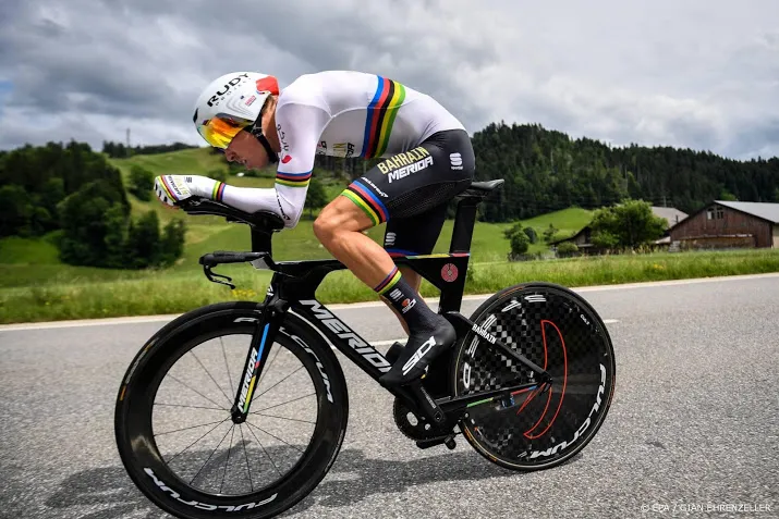 dennis zeer teleurgesteld na vertrek uit tour