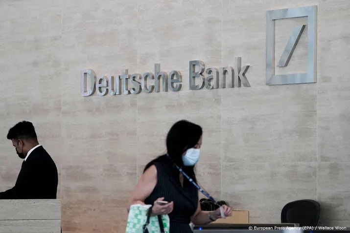 deutsche bank overweegt hogere bonussen voor handelaars