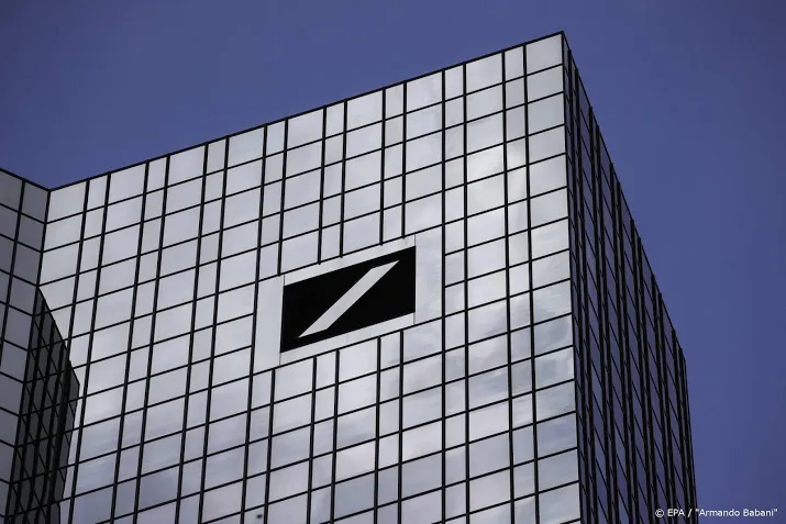 deutsche bank weer diep in rode cijfers