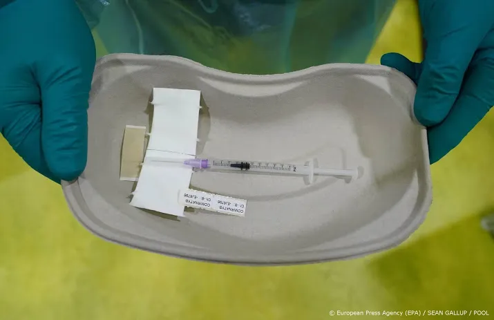deze week levert pfizer minder vaccin volgende maand fors meer