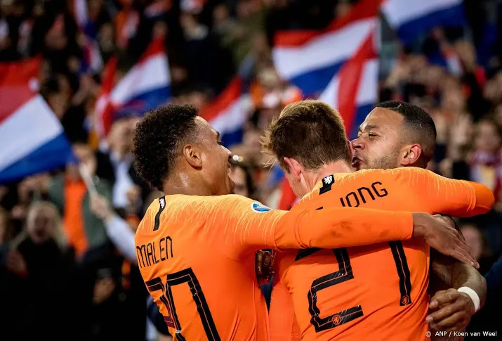 dik 28 miljoen tv kijkers zien oranje winnen