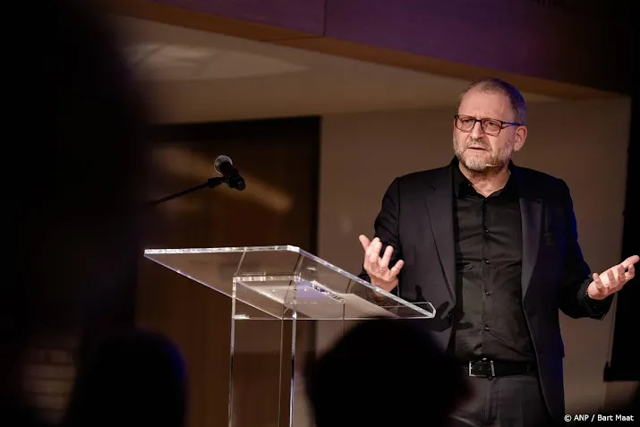 directeur holocaustmuseum ophef toont belang museum