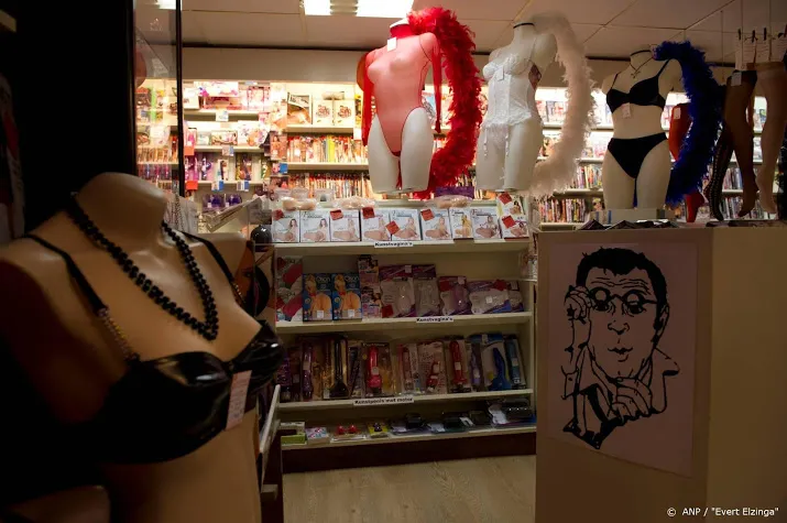 discrete webshops verdringen erotiekwinkels in de straat