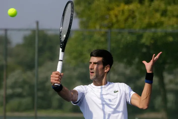 djokovic bereikt finale masters in shanghai