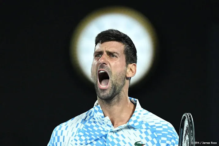 djokovic dendert door naar halve finale australian open