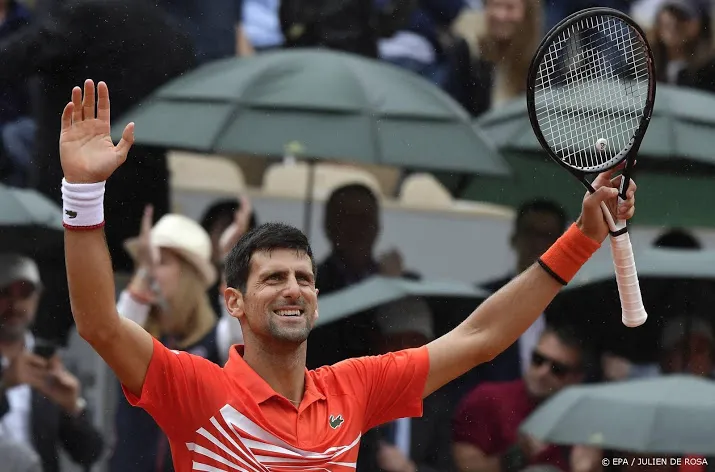 djokovic in parijs in drie sets langs zverev