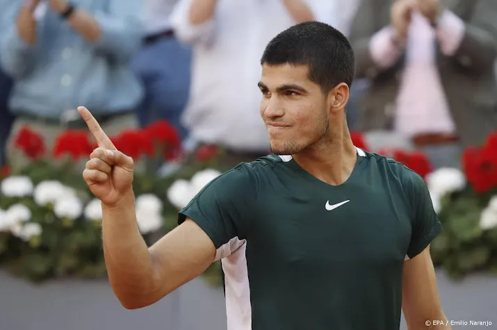 djokovic noemt alcaraz beste ter wereld nadal blij met opvolger