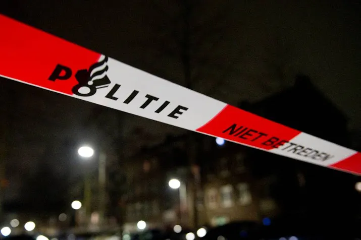 dode man gevonden op bouwterrein amsterdam