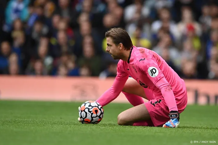 doelman krul op eigen verzoek niet bij oranje