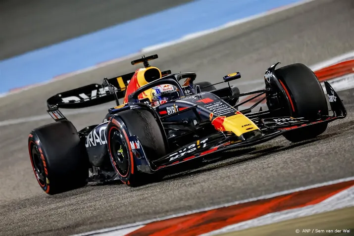dominante verstappen wint in bahrein de vries buiten de punten