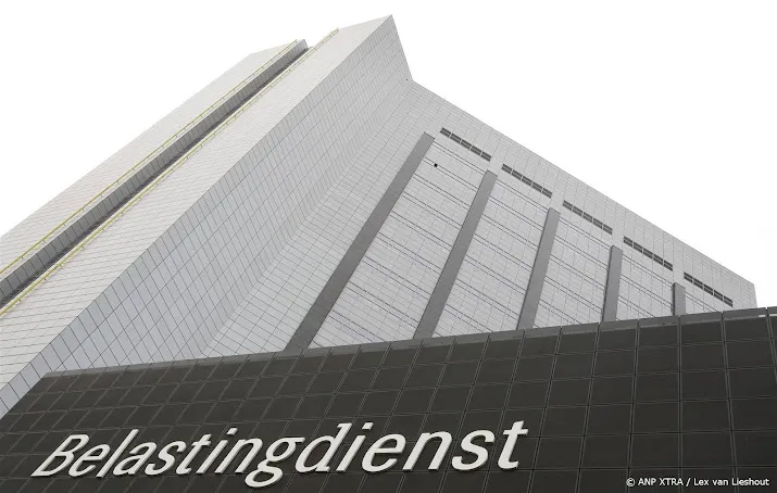 doorzoekingen fiod in onderzoek naar corruptie en witwassen