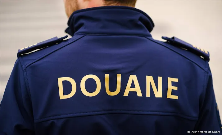 douane onderschept schip met illegale bestemming rusland
