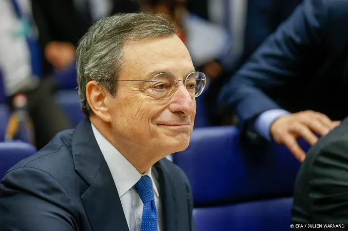 draghi negeerde intern advies ecb