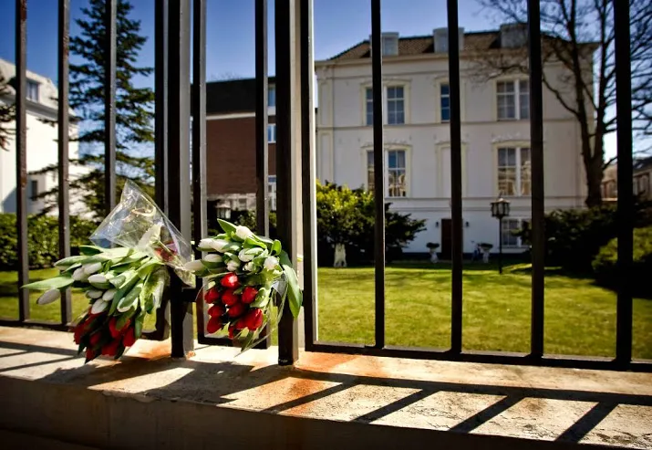 dreigende situatie in poolse ambassade