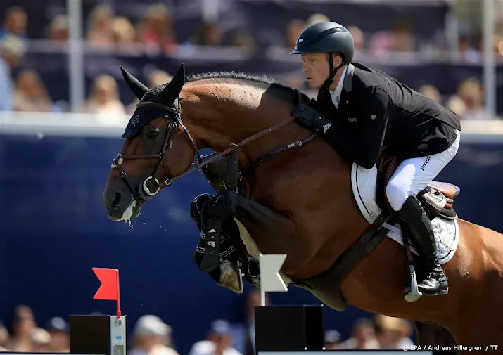 dressuurruiters derde bij nations cup wedstrijd in zweden