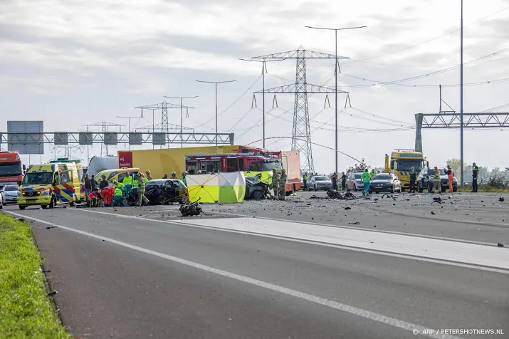 drie doden door ongeval op a2