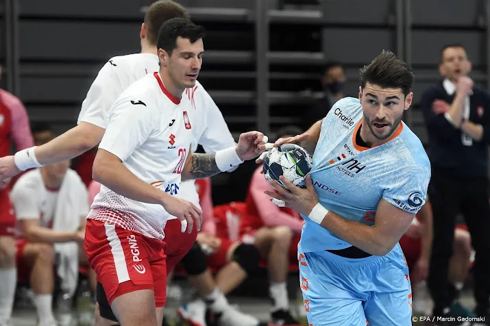 drie handballers besmet op ek team kan spelen tegen portugal