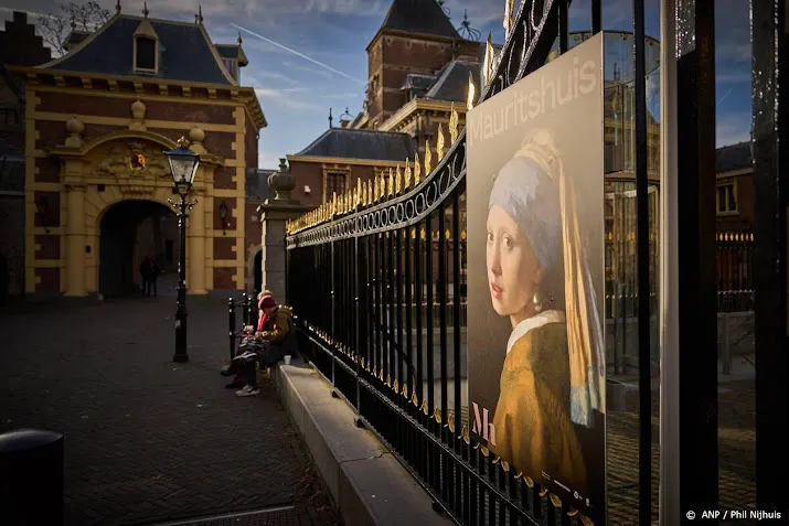 drie klimaatactivisten meisje met de parel komen vrij