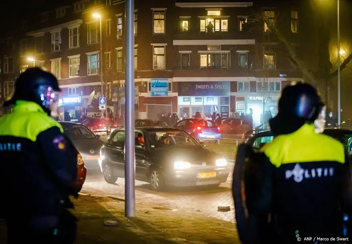 drie nieuwe aanhoudingen vanwege avondklokrellen rotterdam