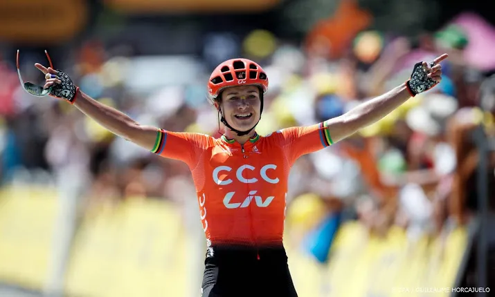 drie uit drie voor vos in de ardeche