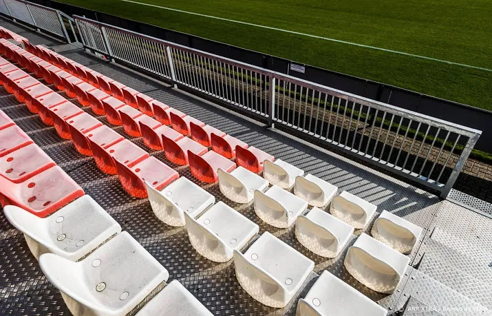 drie weken geen fans bij sportduels van profs amateurs en jeugd